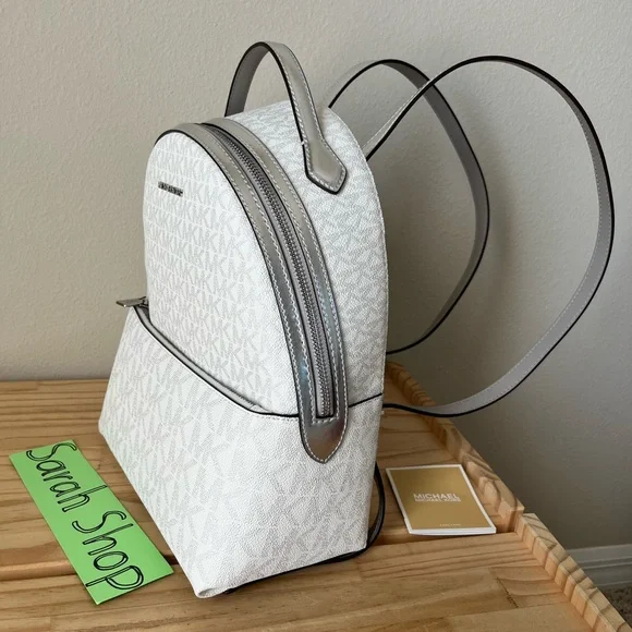 🌼Michael Kors Sheila medium front pocket backpack - Picture 4 of 14